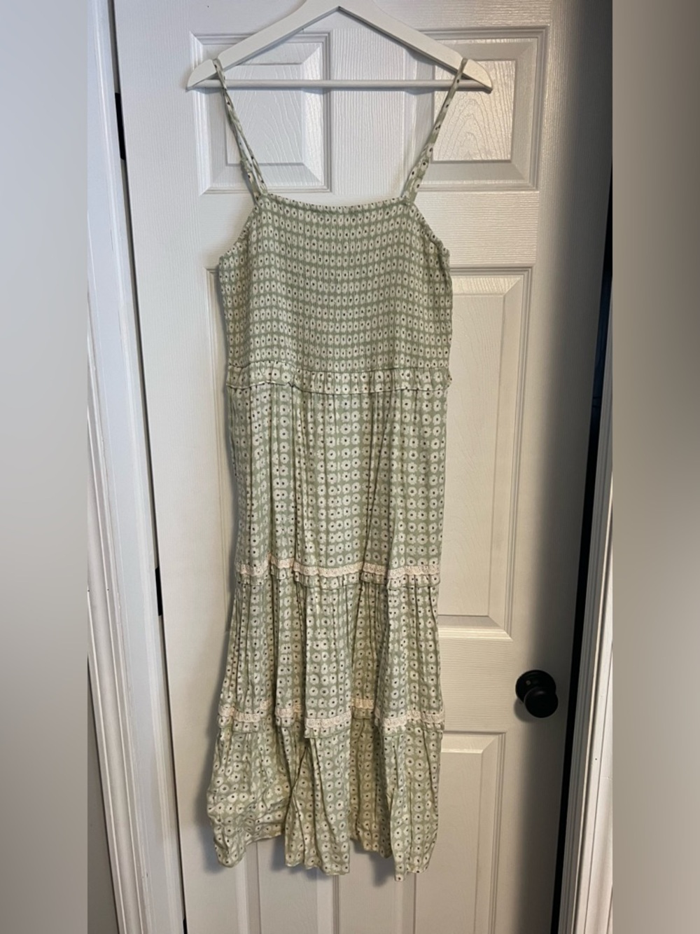 Universal Thread Light Sage Green Floral Maxi Dress